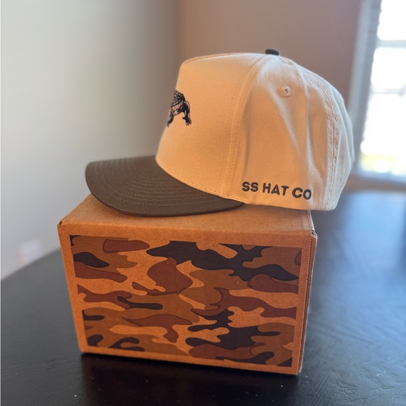 Southern String Hat Co - Picture 2 of 2